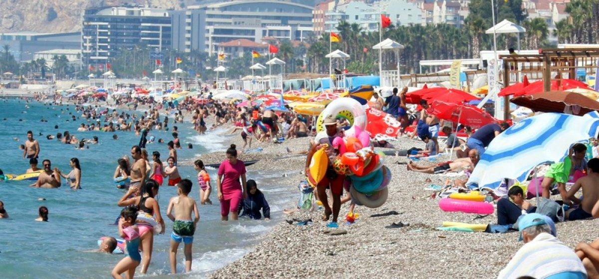 Antalya'da 40 derecede ekmek mücadelesi