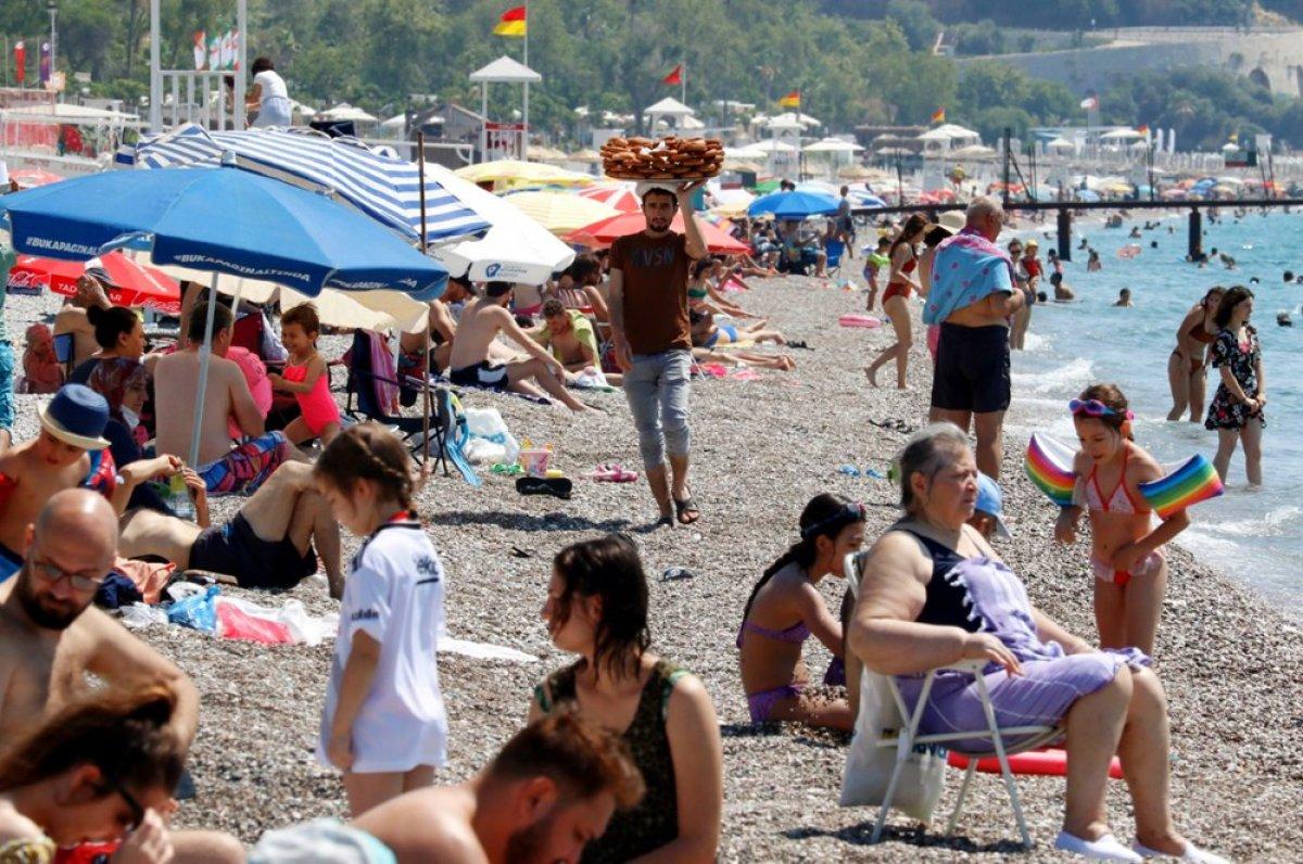 Antalya'da 40 derecede ekmek mücadelesi