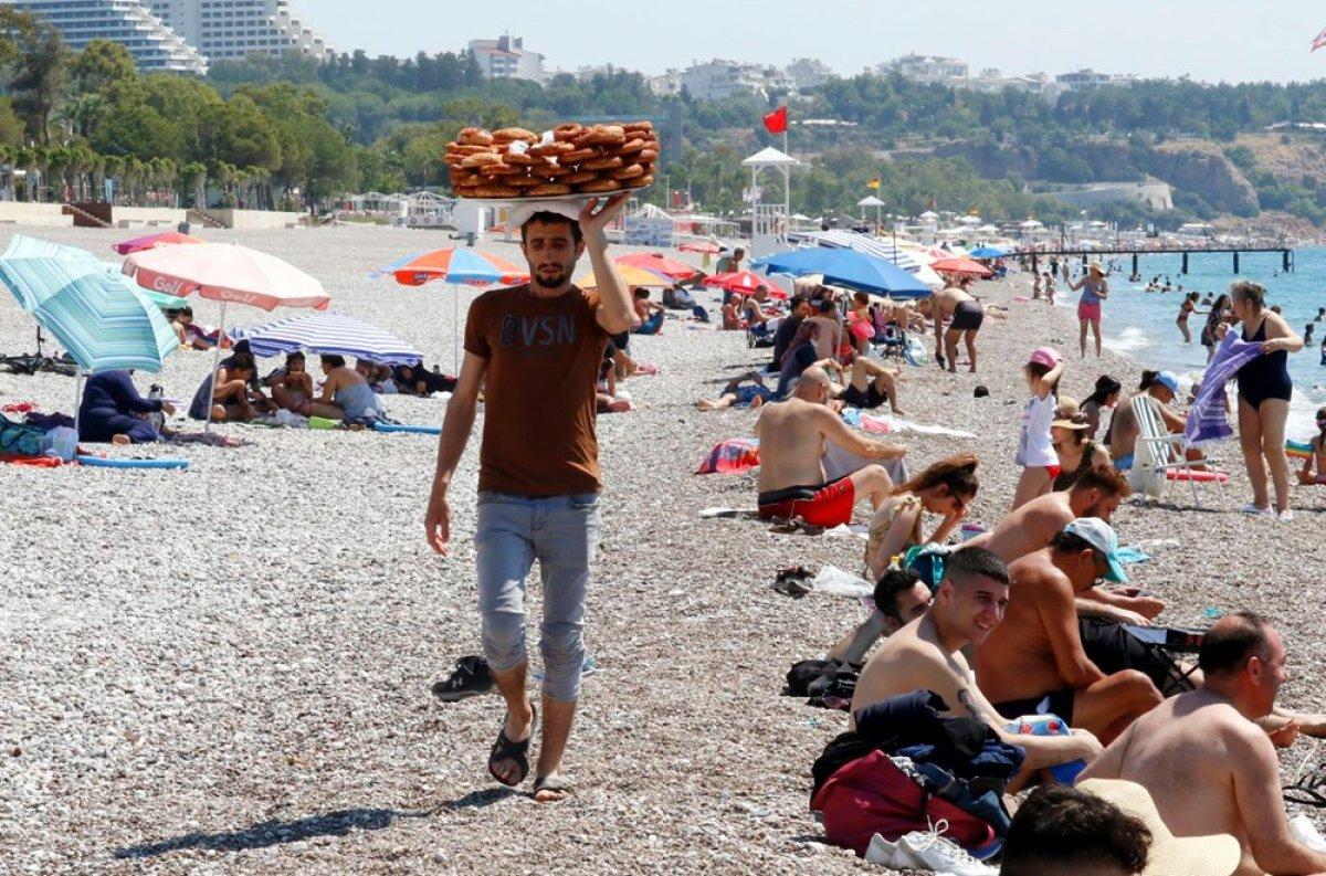 Antalya'da 40 derecede ekmek mücadelesi