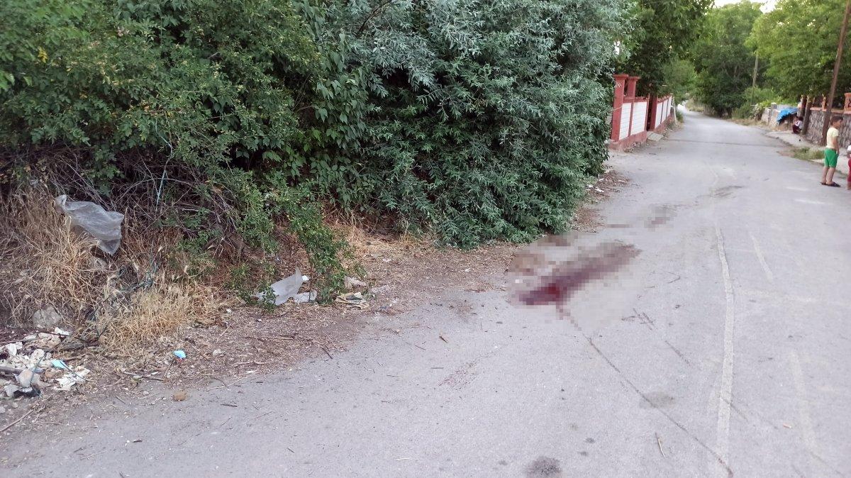 Kahramanmaraş'ta cinnet geçirdi komşularına saldırdı