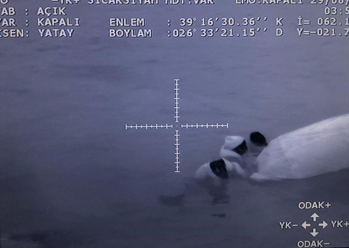 Ayvalık'ta sığınmacıları taşıyan bot battı