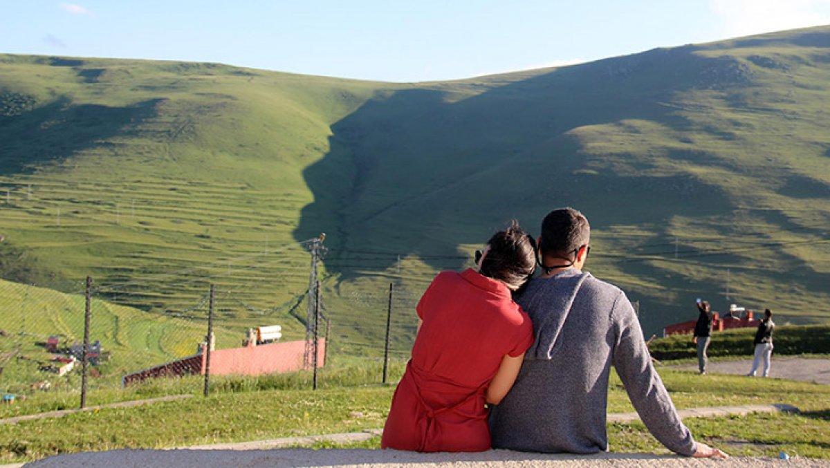 Ardahan'da Atatürk silüeti belirdi