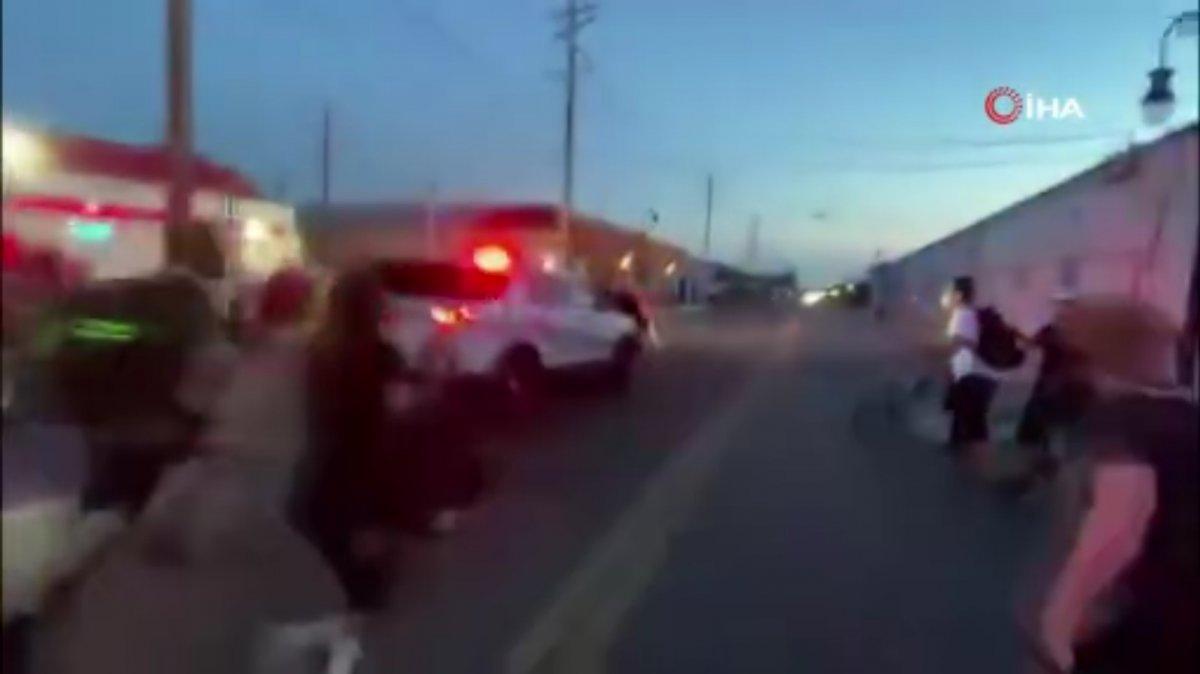 ABD'de polis göstericilerin üzerine aracı sürdü