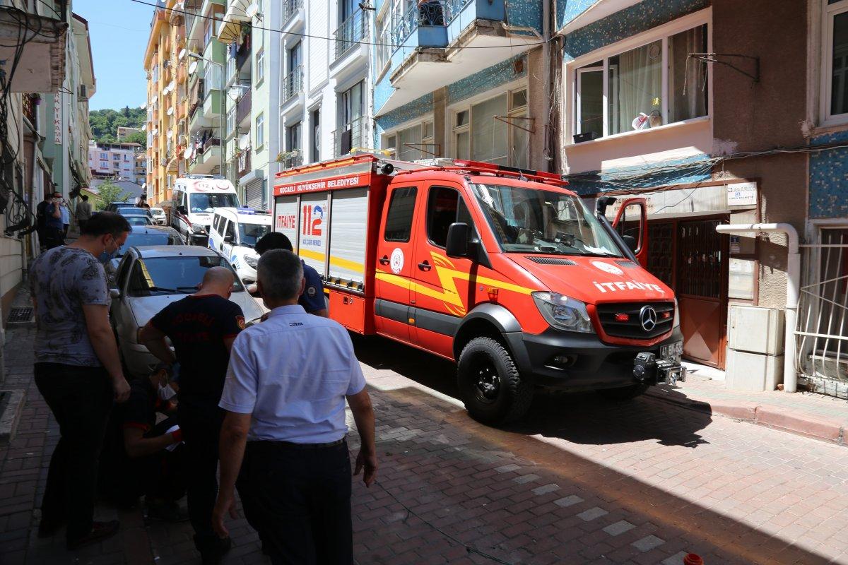 Kocaeli'deki ceset kokusu mahallelide panik yarattı