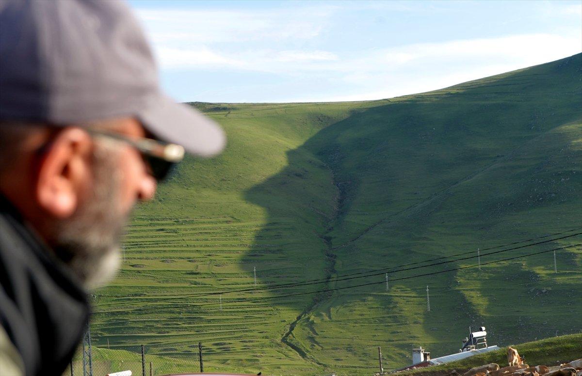 Ardahan'da Atatürk silüeti belirdi