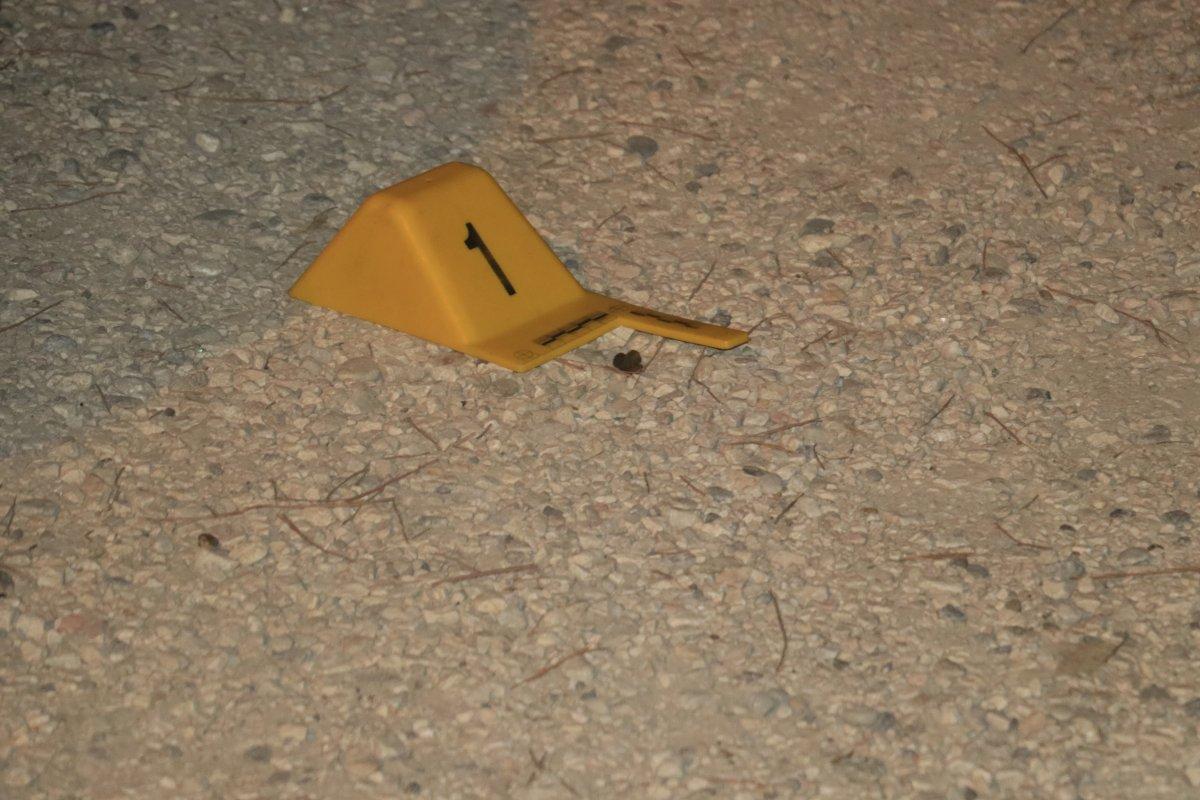 Adana'da çay bayat gelince servis yapan kişiyi vurdu