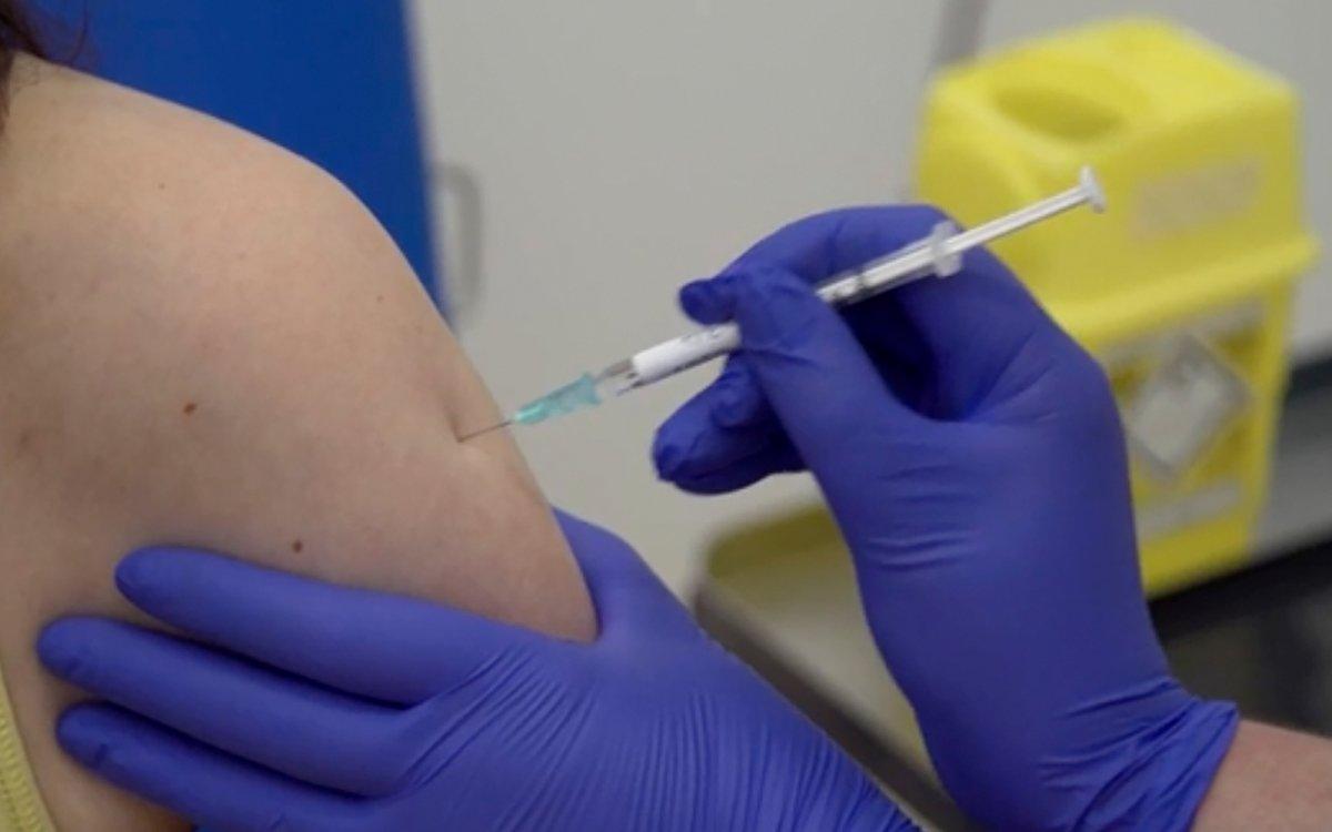 Oxford'un koronavirüs aşısı başarılı oldu