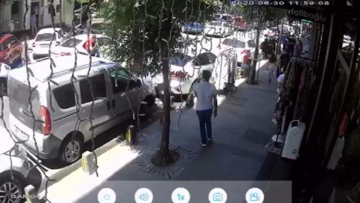 Güngören'de esnaf, kapkaççıları kovaladı