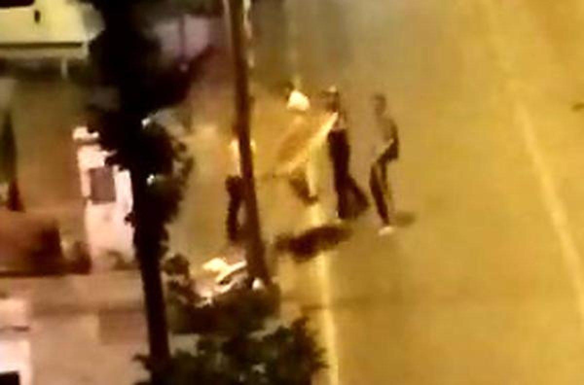 Kağıthane'de iki grup arasında döner bıçaklı kavga