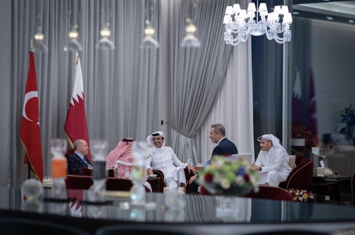 Cumhurbaşkanı Erdoğan ile Katar Emiri'nden samimi pozlar