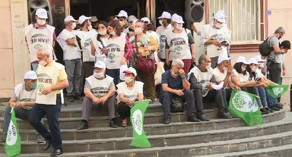 Yürüyüşe katılan HDP’li vekillerde koronavirüs çıktı
