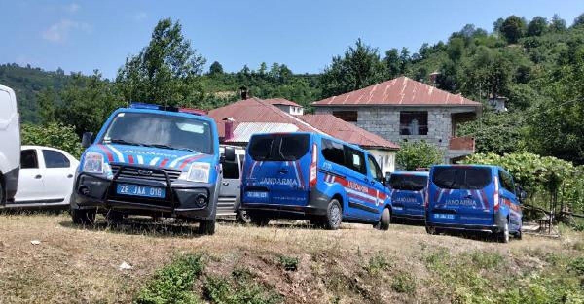 Giresun'da özel ekipler İkranur için iz sürüyor