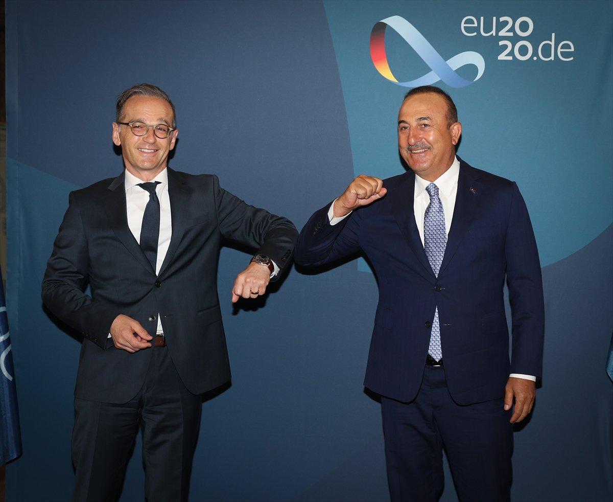 Çavuşoğlu: Almanya seyahat uyarısını gözden geçirmeli