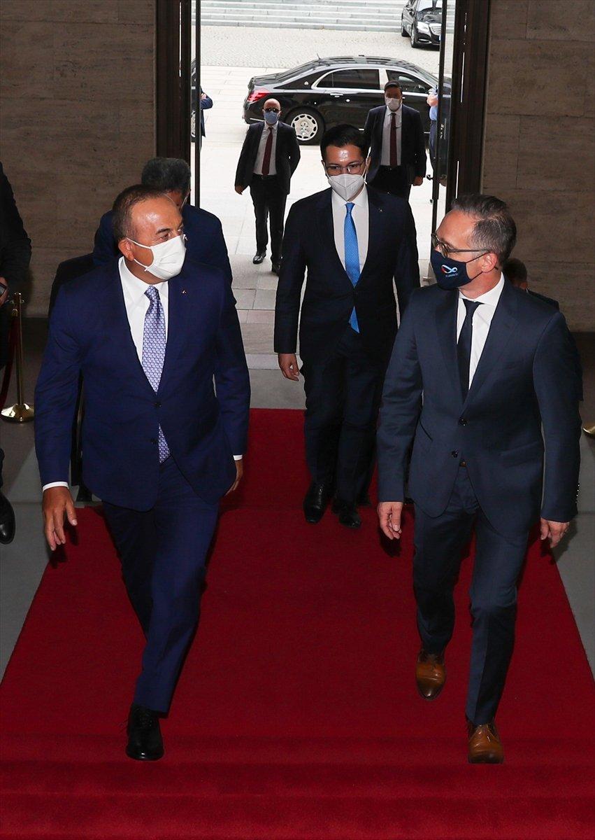 Çavuşoğlu: Almanya seyahat uyarısını gözden geçirmeli