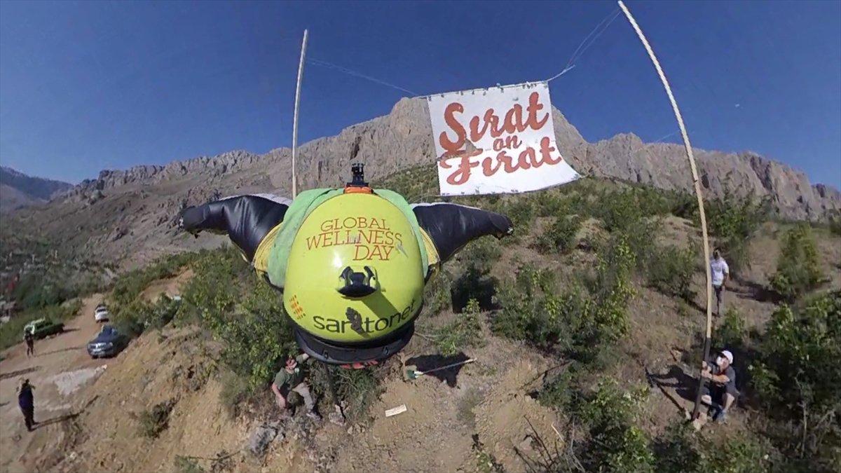 Erzincan'da saatte 200 kilometre hızla yarasa atlayışı