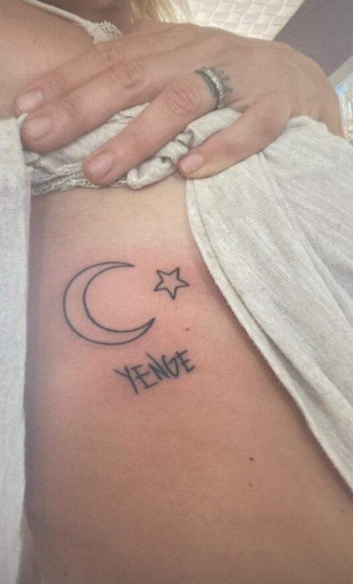 Sosa’nın eşinden ay yıldızlı dövme