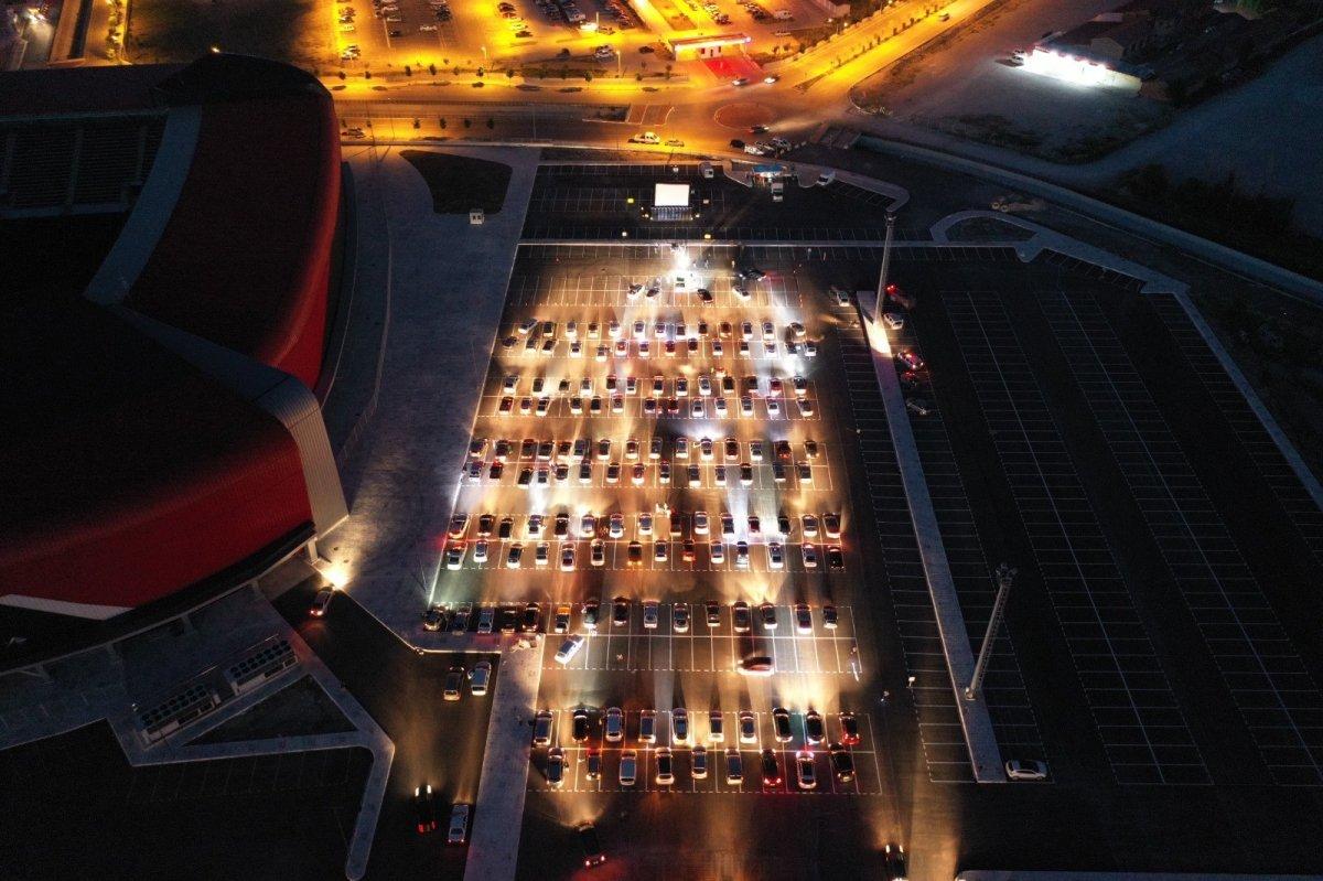 Çorum'da Arabalı Sinema Günleri başladı