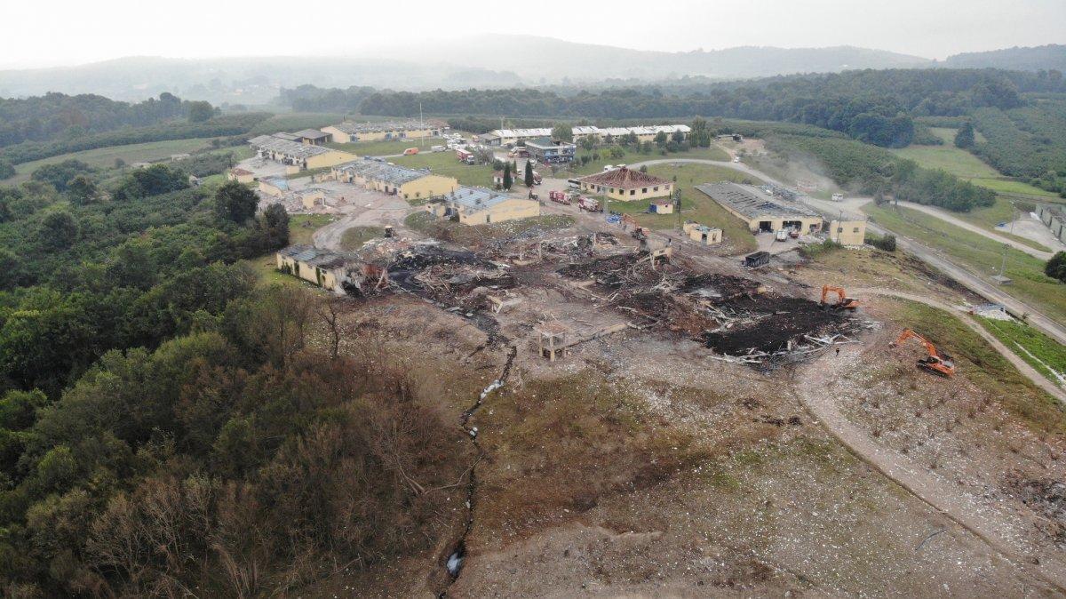 Sakarya'da patlamadan kurtulan işçiler 'ihmal var' dedi
