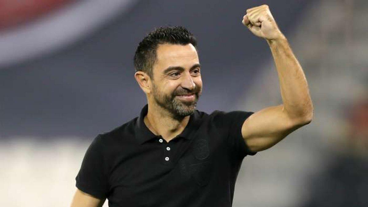 Xavi, bir yıl daha Katar'da