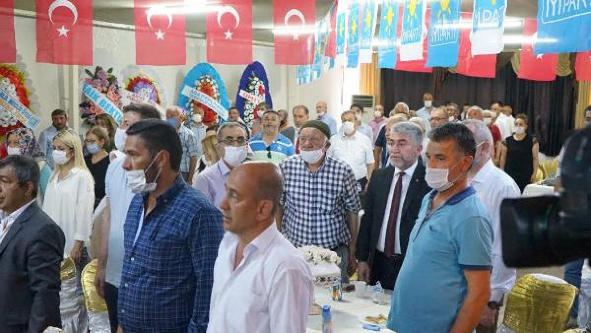 Kırıkkale'de İYİ Parti'den sosyal mesafesiz kongre