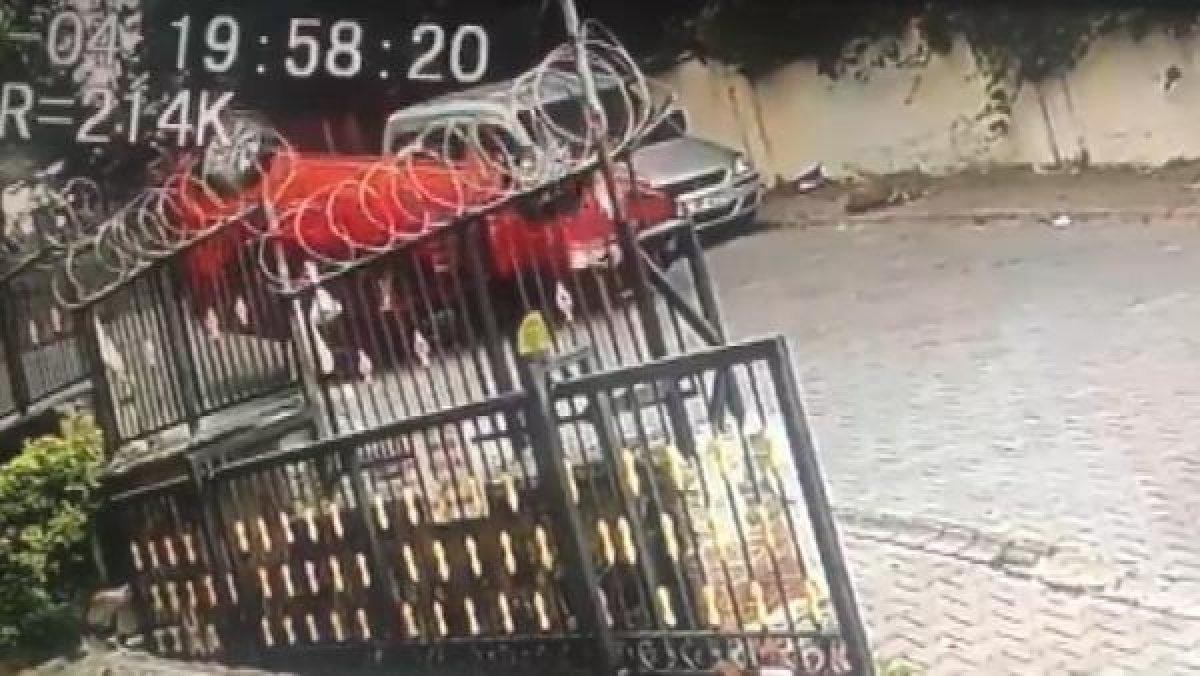 Sultangazi'de aracın üstüne çıkan otomobil kamerada