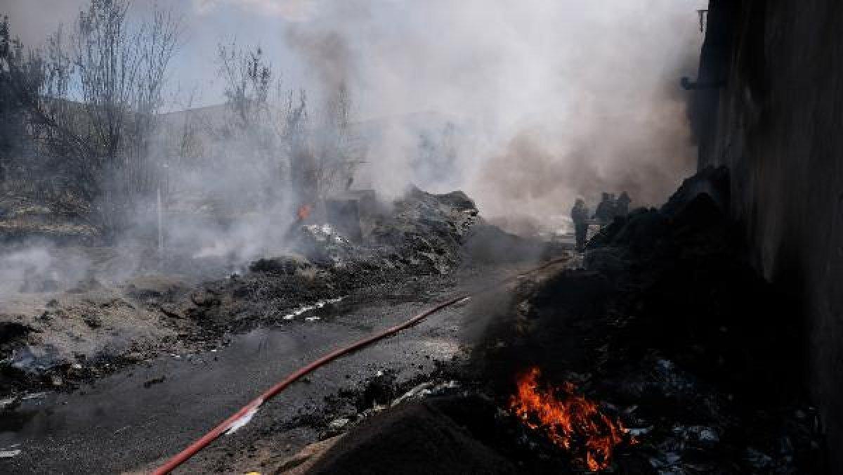 Konya'da plastik atık deposunda yangın