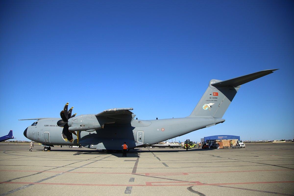 Türkiye'nin korona yardımı Azerbaycan'a ulaştı