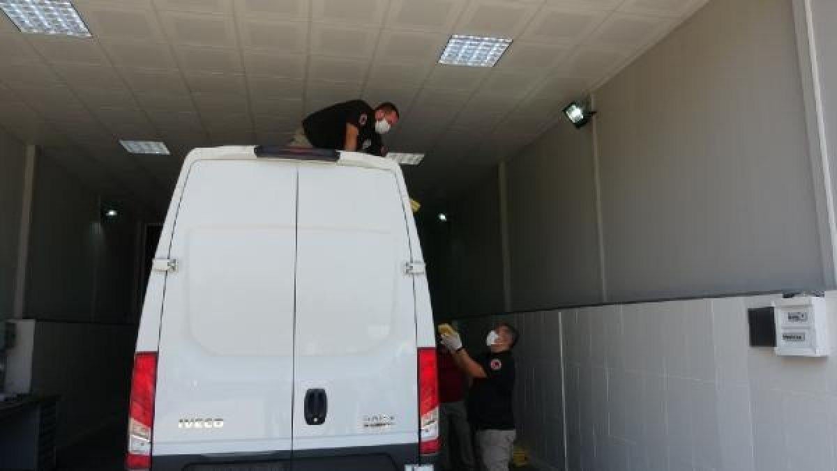 Kocaeli'de aracın tavanından 375 kilo eroin çıktı