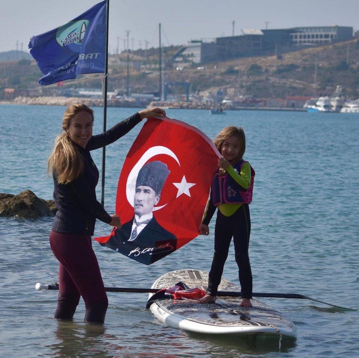 Çağla Kubat, kızını da sörfçü yaptı