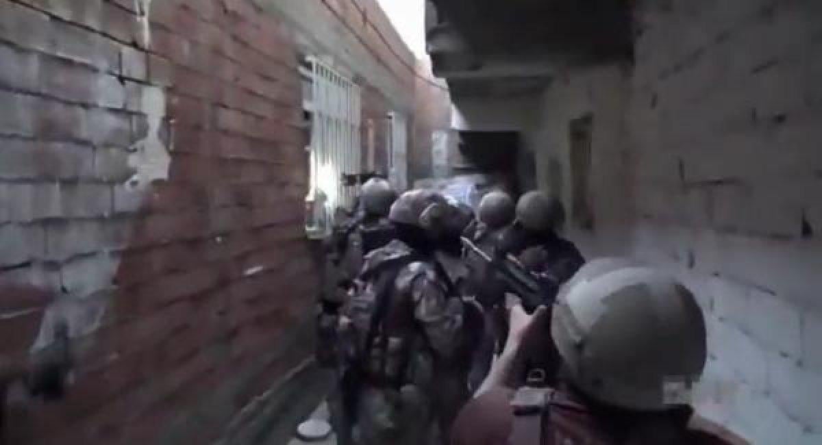 Diyarbakır'da 53 adrese esrar operasyonu: 27 tutuklama