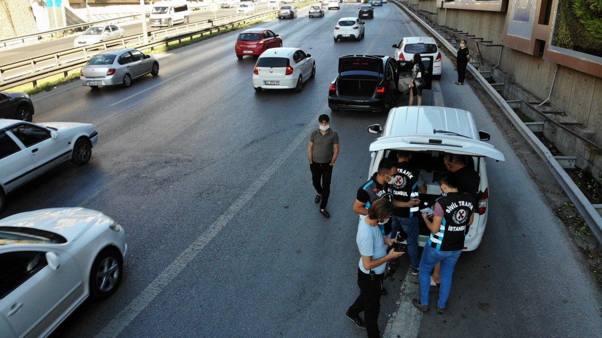 Pendik'te ceza yiyen sürücü basına saldırdı