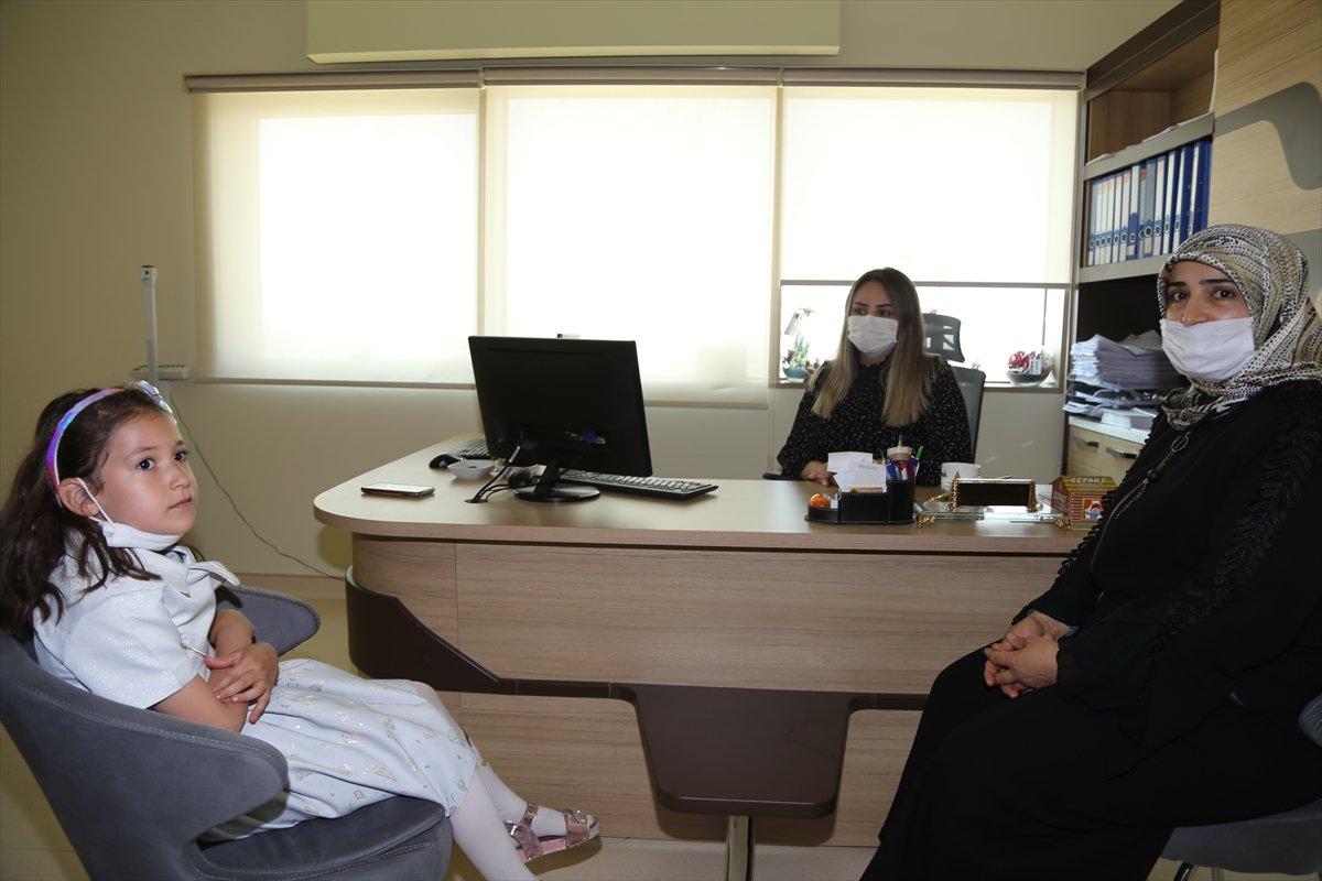 Erzurum Şehir Hastanesi'nde oyun terapisiyle tedavi