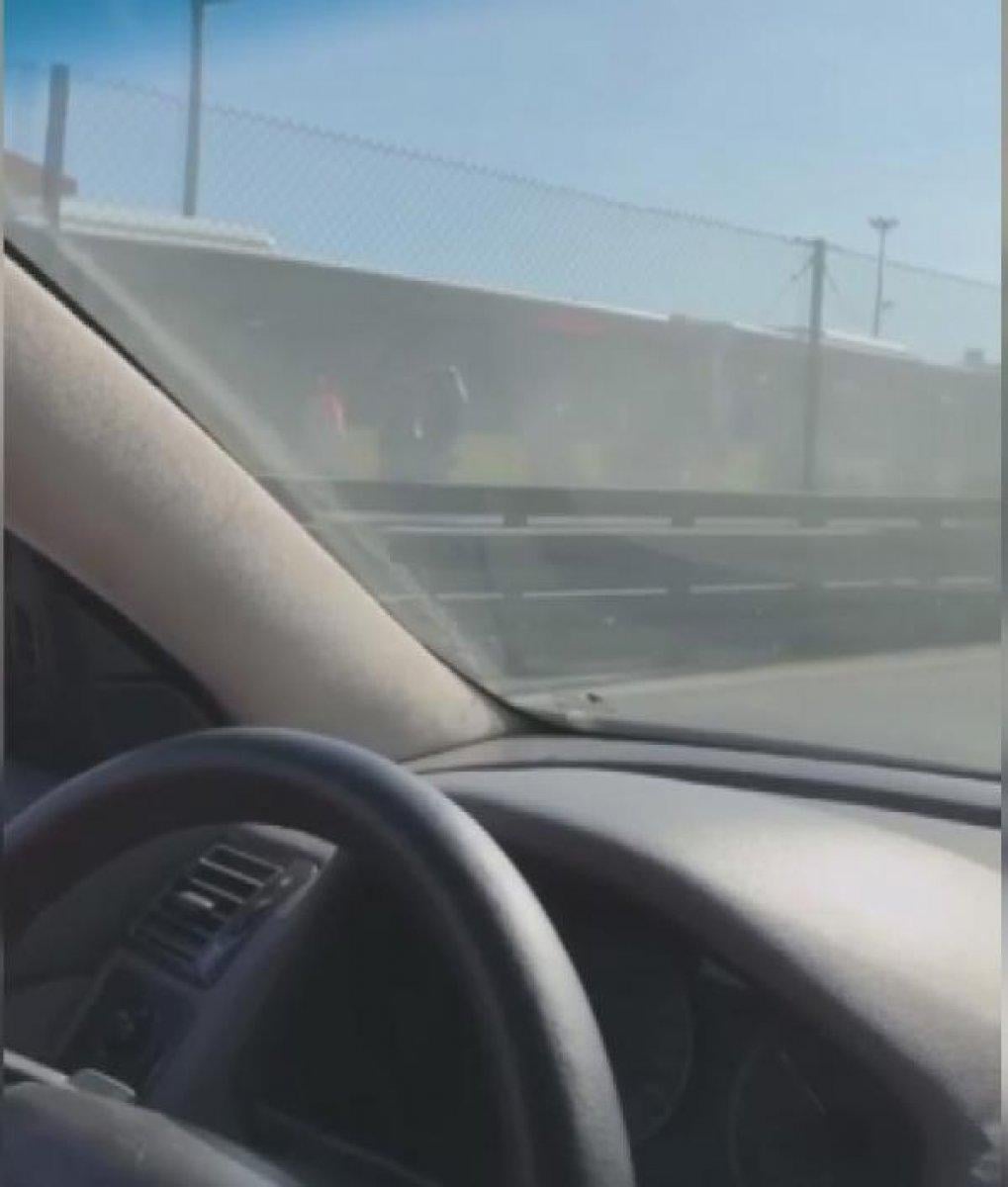 İstanbul'da metrobüste yangın paniği