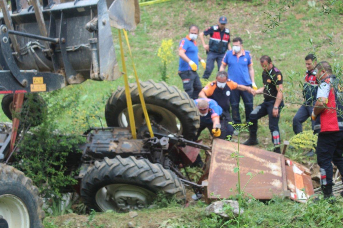 Bilecik'te 5 gün önce aldığı traktörle kaza yapıp, öldü