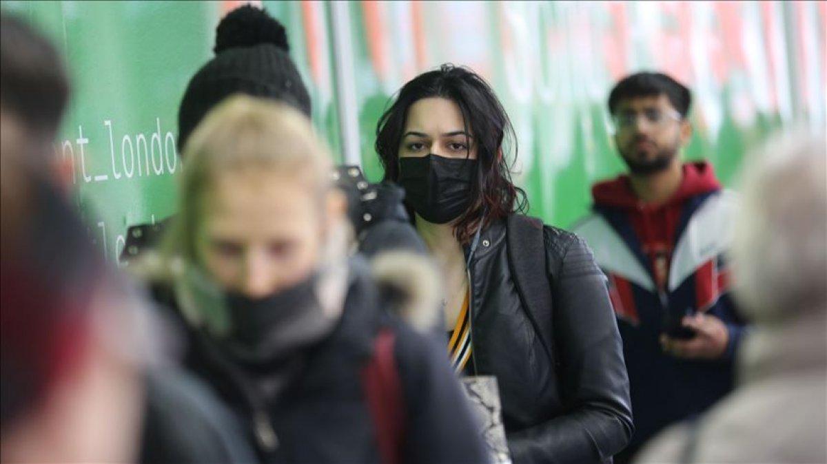 İngiltere'de dışarıda yemek yiyenlere yüzde 50 indirim