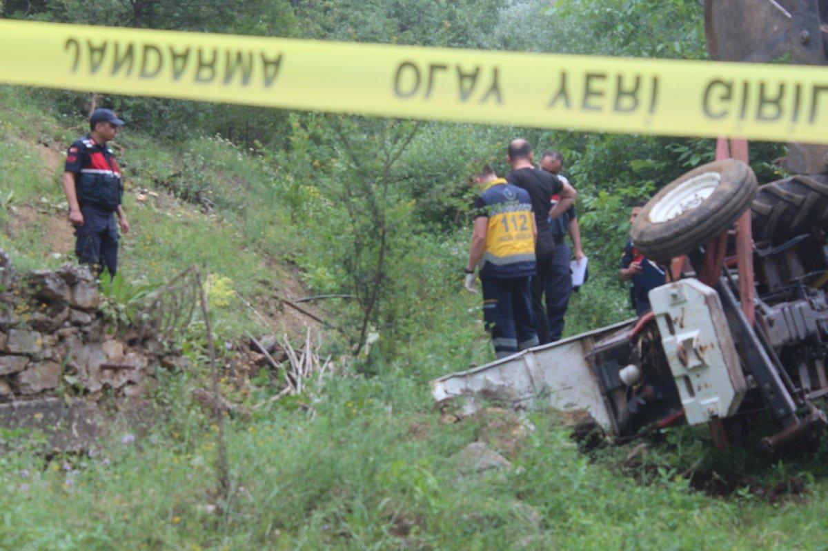 Bilecik'te 5 gün önce aldığı traktörle kaza yapıp, öldü