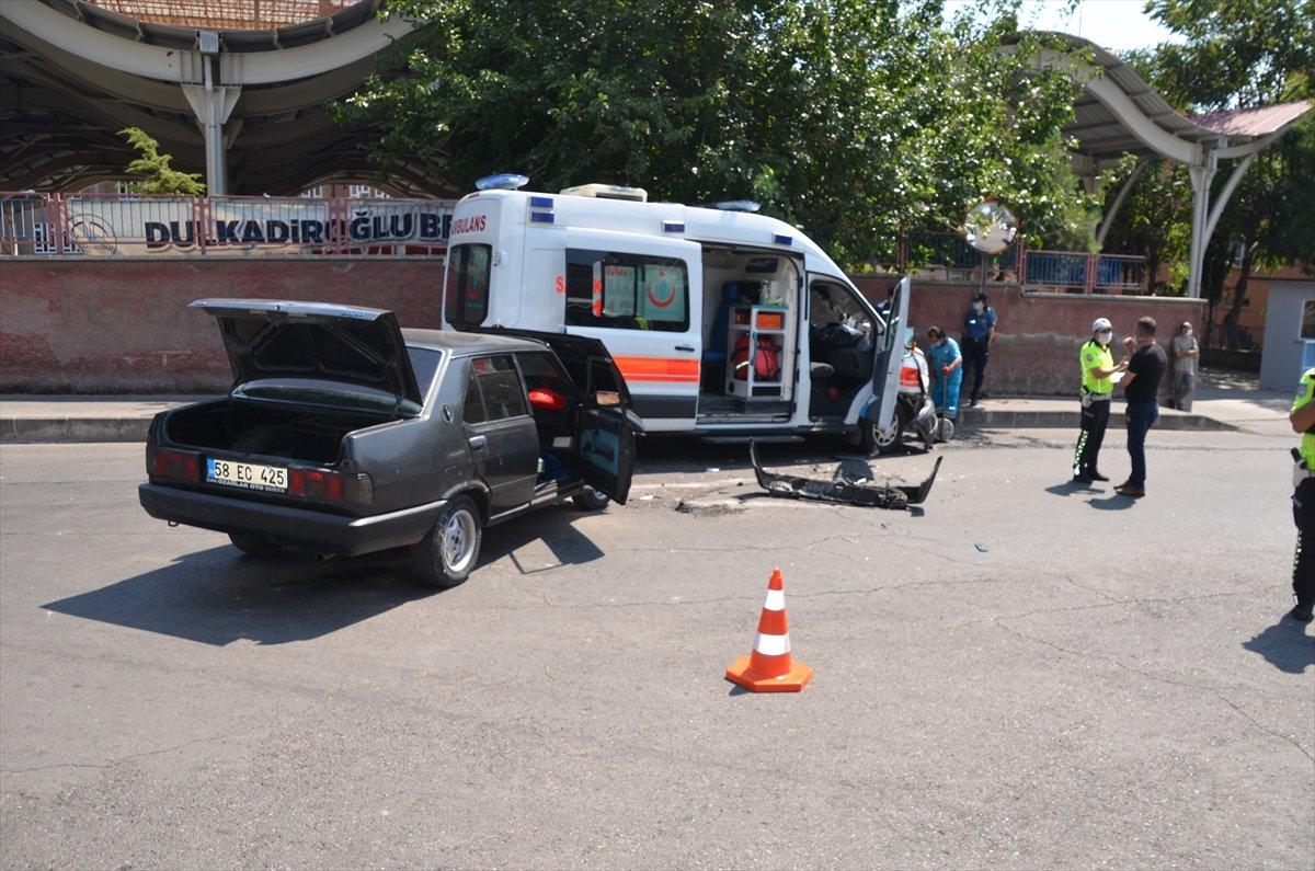 Kahramanmaraş'ta iki trafik kazası: 4 yaralı