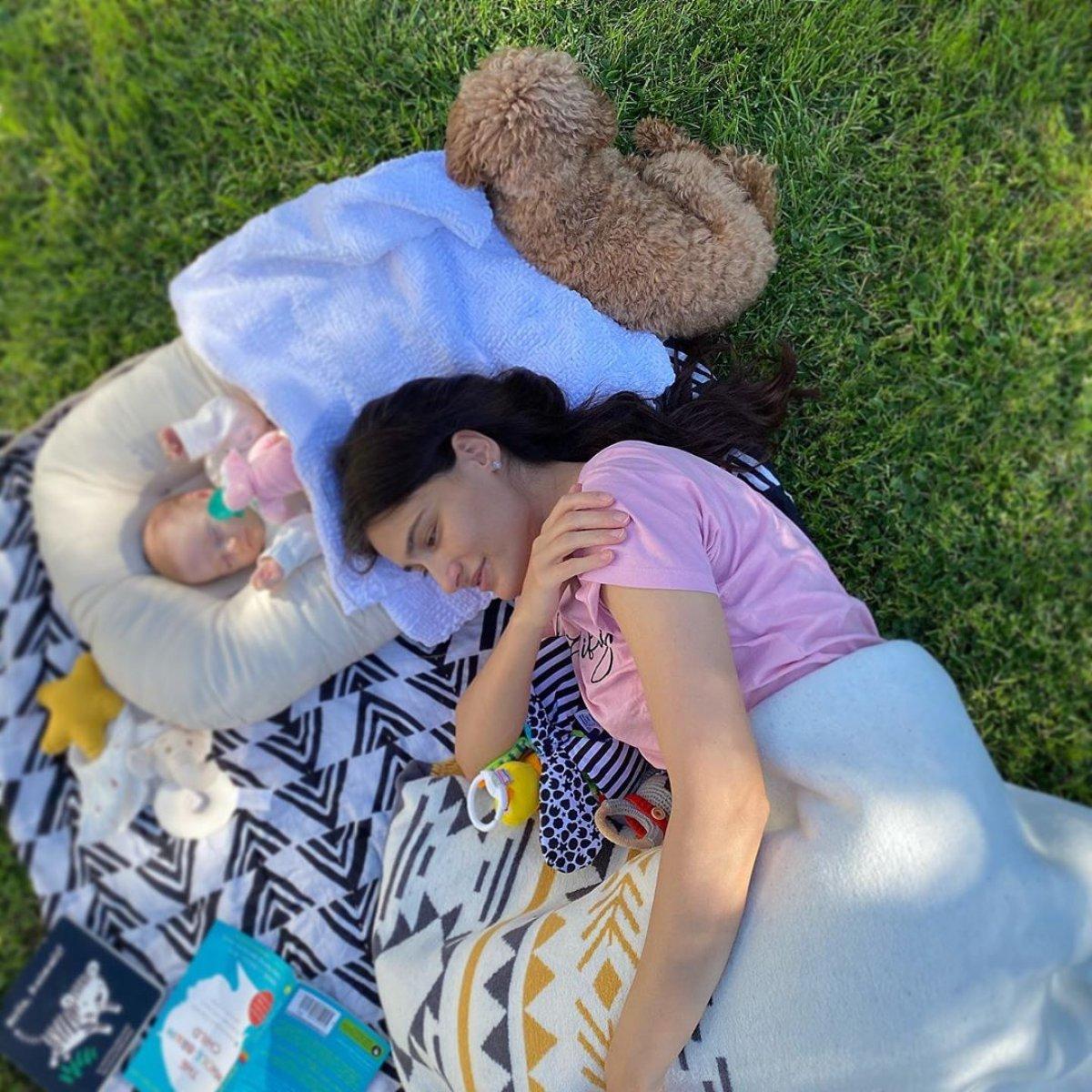 Saadet Işıl Aksoy, kızını gösterdi