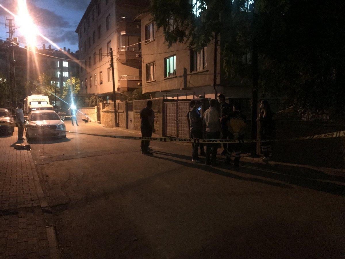 Konya'da bir kişi sevgilisini öldürüp intihar etti