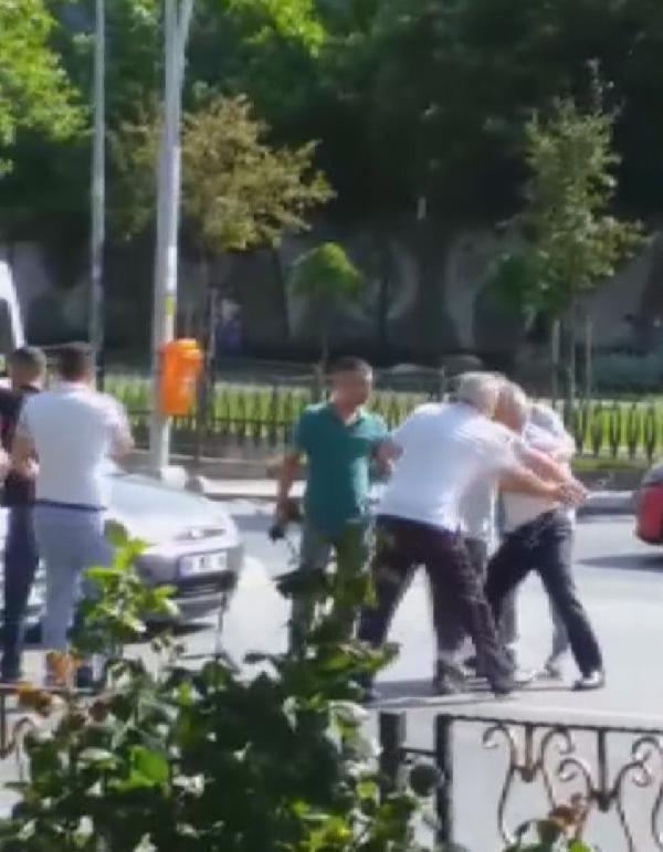Sultangazi'de trafikte yaşanan kavgalar