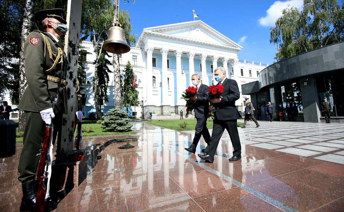 Bakan Akar: Kırım’ın ilhakını tanımadık, tanımayacağız