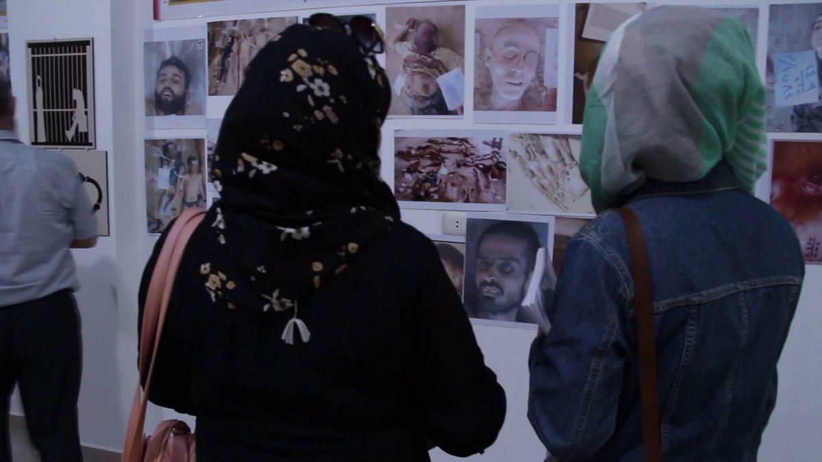 Suriye'de rejim tarafından öldürülenler için sergi açıldı