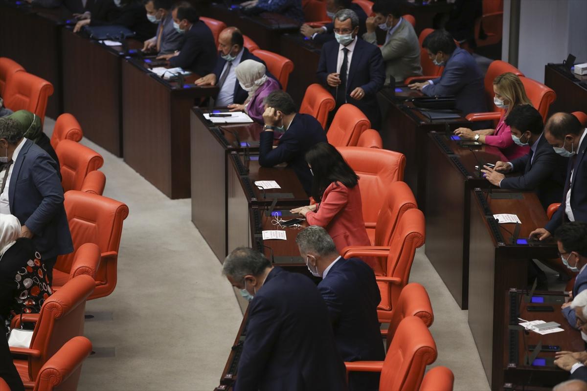 Çoklu baro düzenlemesine ilişkin teklif TBMM'de yasalaştı