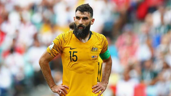 Mile Jedinak, futbolu bıraktı