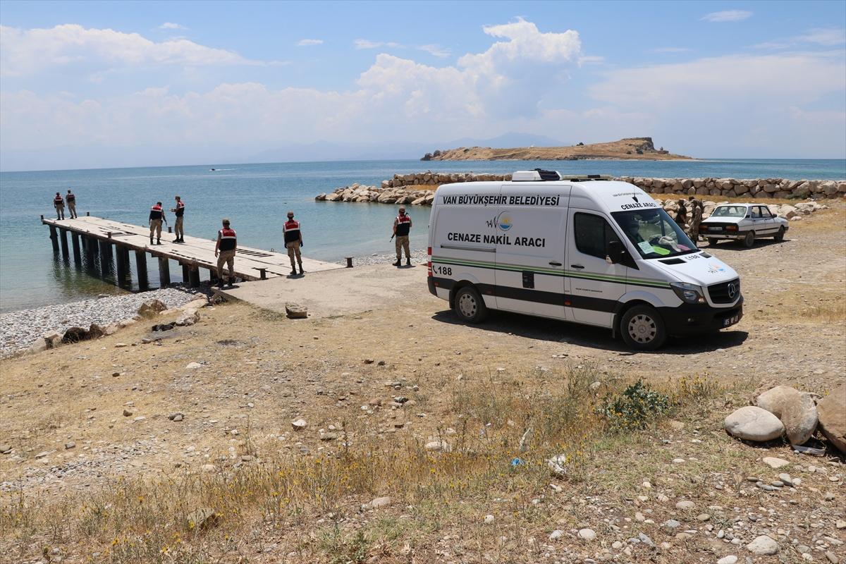 Van Gölü'nde 2 ceset daha bulundu