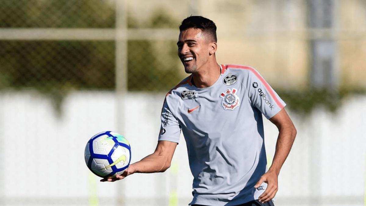 Alex'ten stoper tavsiyesi: Leo Santos