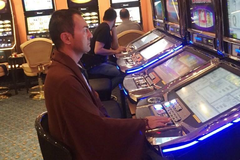 Serdar Ortaç kumarı bırakıyor