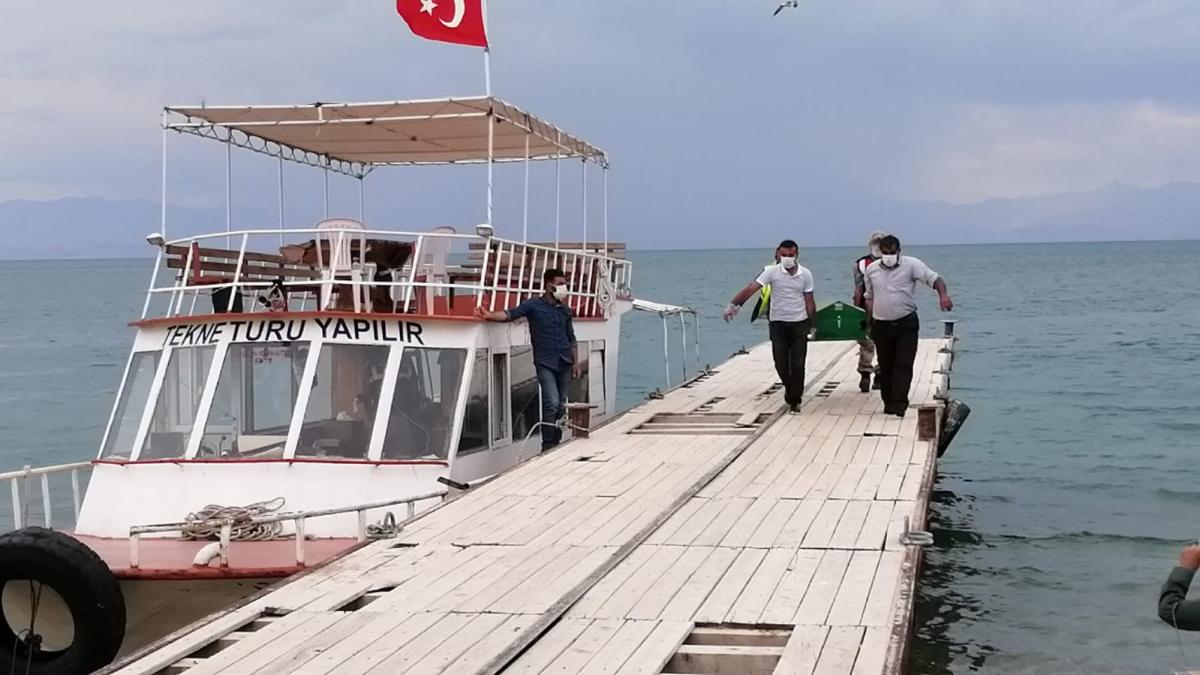 Van Gölü'ndeki tekne faciasında ölü sayısı 32'ye çıktı