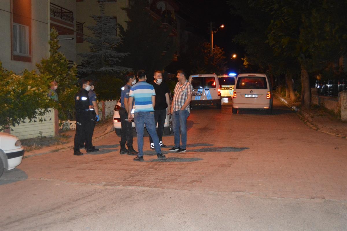 Afyonkarahisar'da polislere saldırı: 4 polis yaralandı