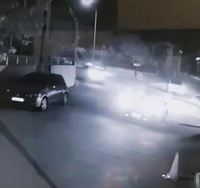 Sakarya'da otomobil motosiklete çarptı: 1 ölü 2 yaralı